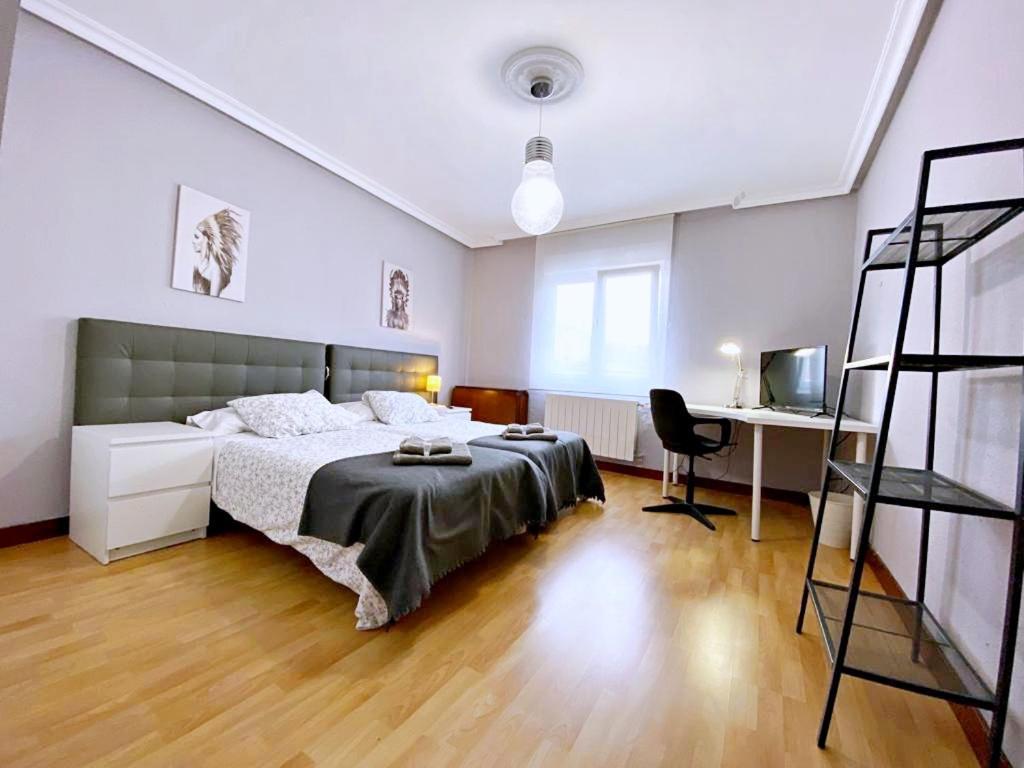 Apartamentos Milan 1 Wifi Y Parking Gratuito Oviedo Exterior photo