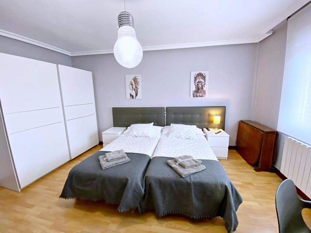 Apartamentos Milan 1 Wifi Y Parking Gratuito Oviedo Exterior photo